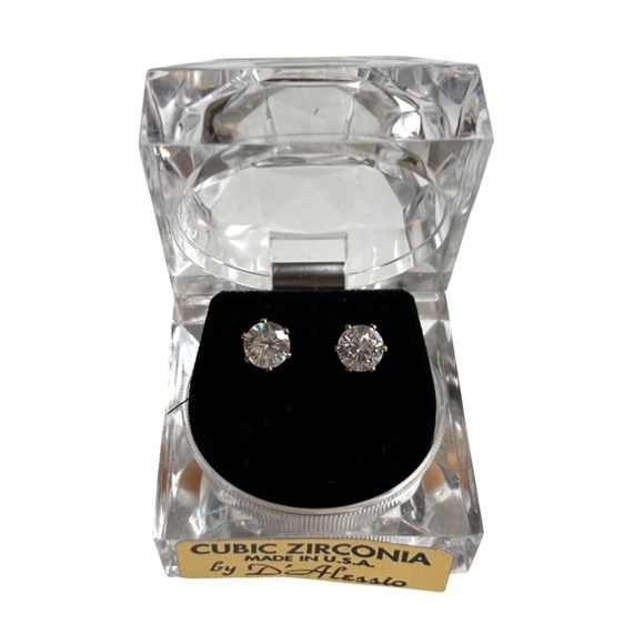 D'Alessio CZ Cubic Zirconia Gold-tone Pierced Stud Earrings Made in the USA - Picture 1 of 5